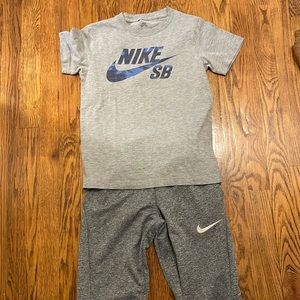 Boys Nike dry fit grey medium sweats and Sb gray t shirt